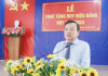 Phó Bí thư Thường trực Tỉnh uỷ Phạm Hùng Thái phát biểu chúc mừng các đảng viên được nhận phần thưởng cao quý của Đảng.