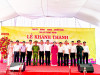 Các đại biểu thực hiện nghi thức cắt băng khánh thành công trình di tích lịch sử Rạch Tràm – Phước Chỉ.